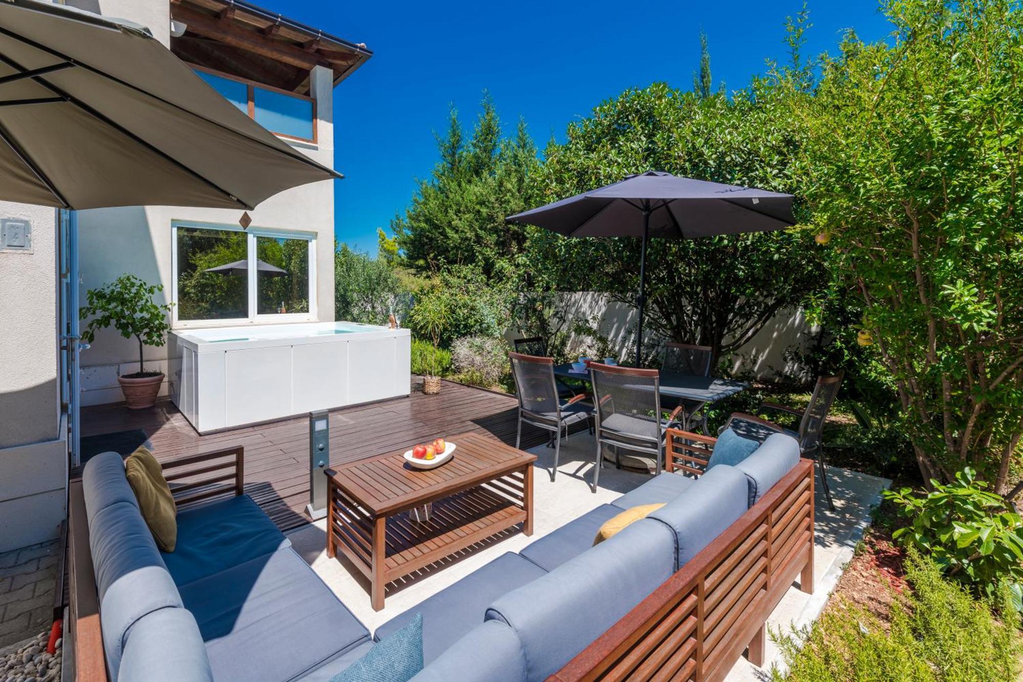 Apartment With Terrace And Mini Pool Green Gold 杜布罗夫尼克 外观 照片